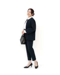 レディスパンツスーツ