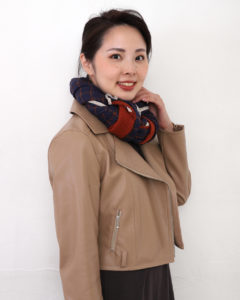 マフラーモデル首もと着用